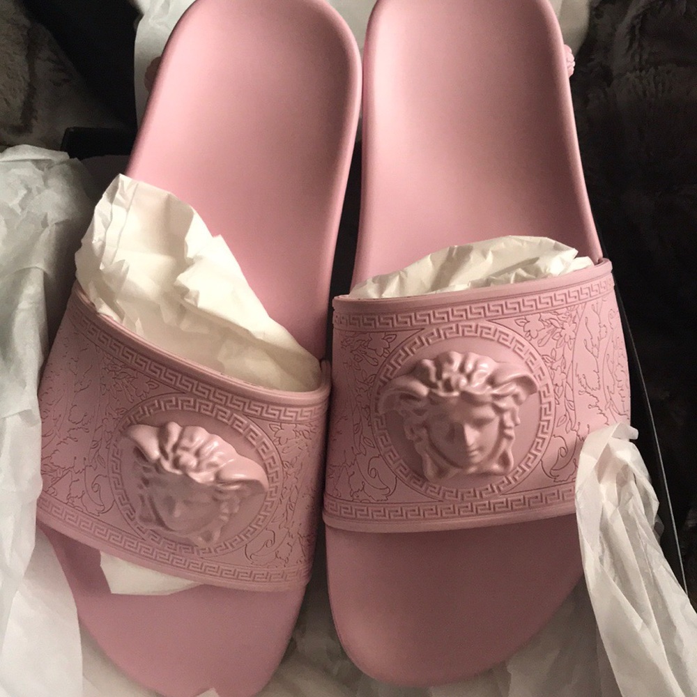 Authentic VERSACE pink Medusa slides✨